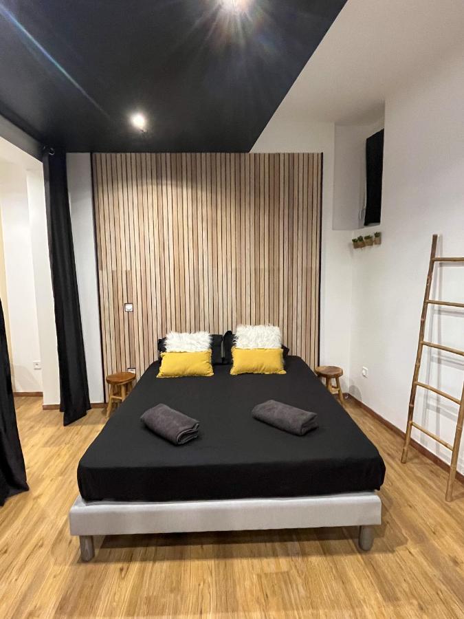בזייה Suite Cocooning & Spa מראה חיצוני תמונה